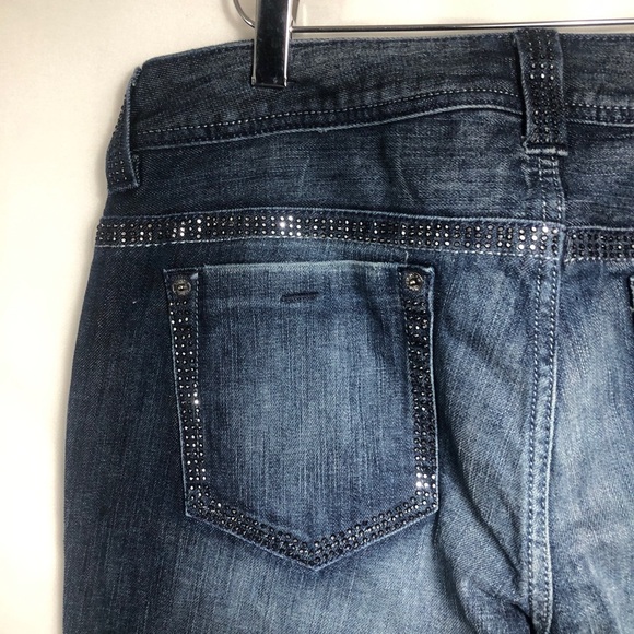 Womens Rhinestone Guess Jeans. Size 36/33 - Picture 2 of 10